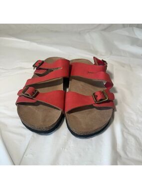 Cliffs  by White Mountain  Glendy Womans size 5.5  red